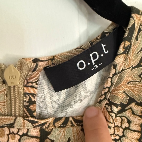 Tuckernuck Floral Maxi Dress in Brown and Cream - Picture 4 of 12